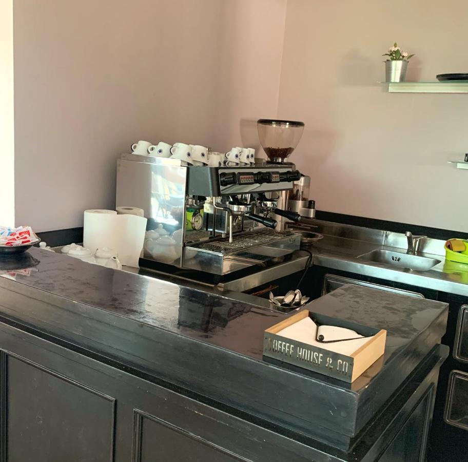Amica Hotel Салсомаджоре Терме Екстериор снимка
