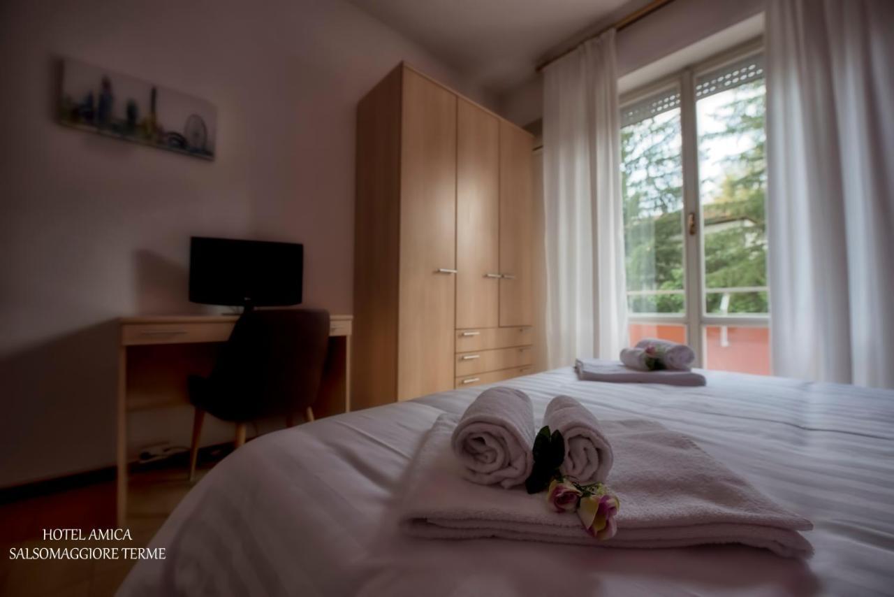 Amica Hotel Салсомаджоре Терме Екстериор снимка